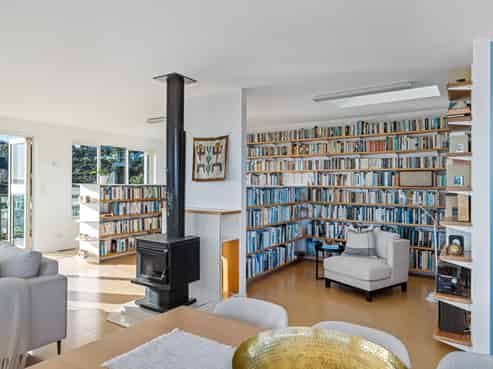 52 Beauvoir Avenue, Matakatia
