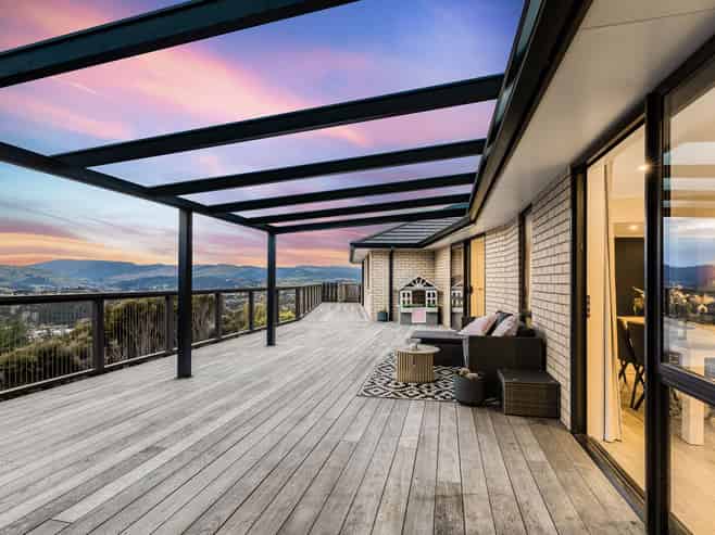 27 Topsail Way, Whitby
