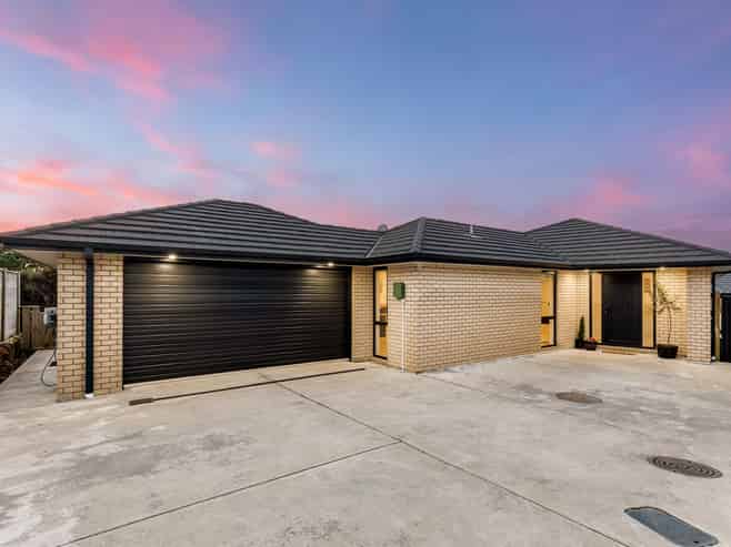 27 Topsail Way, Whitby