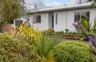 12 Revans Street, Featherston