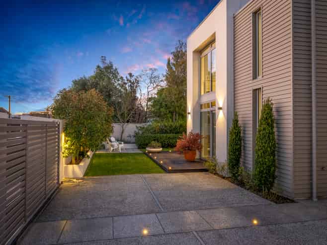 10 Garreg Road, Fendalton