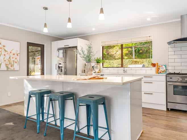 99 Leeward Drive, Whitby