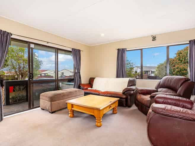 14 Pukeko Street, Paraparaumu