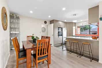 39 South Kensington Way, Henderson