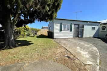 9A Paulange Place, Pakuranga Heights