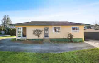 39 Daytona Road, Henderson