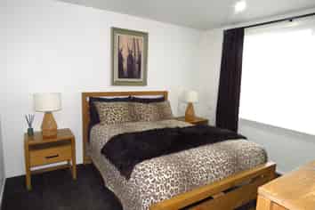 8 Romilly Street, Westport