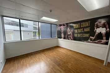 Versatile Office in the Heart of Manukau
