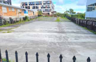 AVONDALE CAR YARD
