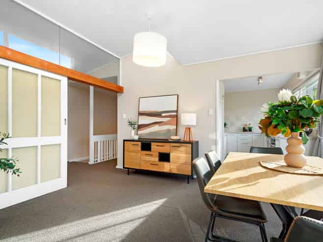 1A Woodstock Terrace, Tawa