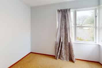 22 Ellesmere Crescent, Highbury
