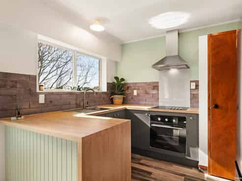 43C Edgewater Parade, Waiuku