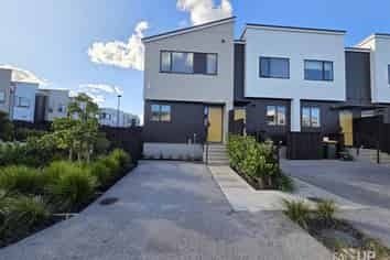 3 Oranga Drive, Westgate