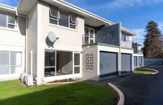 3/53 Brockworth Place, Riccarton