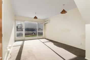 3/53 Brockworth Place, Riccarton