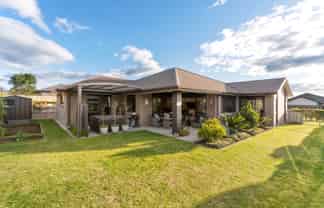 55 Benmore Crescent, Pyes Pa