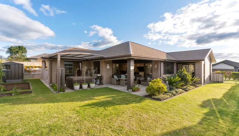 55 Benmore Crescent, Pyes Pa