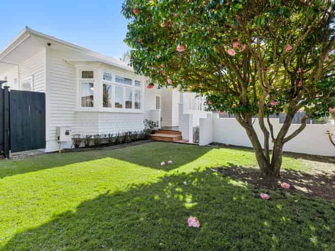 79A Pah Road, Epsom