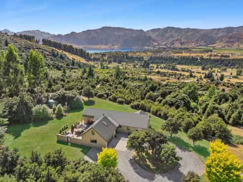 1091 Lake Hawea - Albert Town Road, Lake Hawea