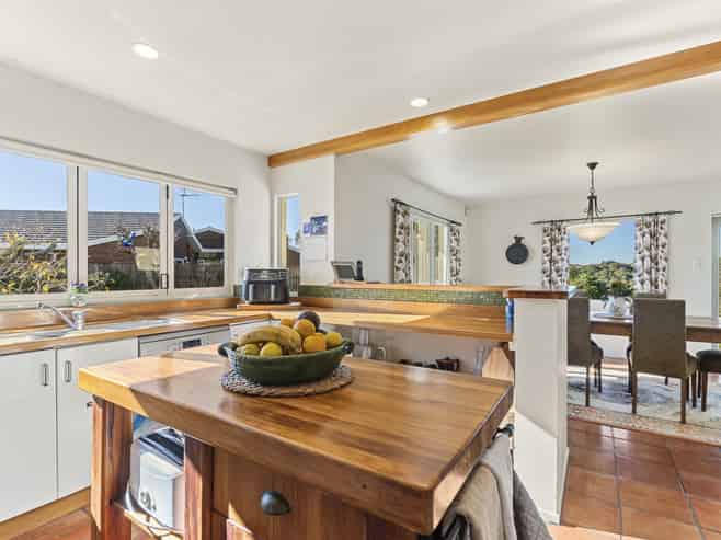 3 Waiwera Place, Merrilands