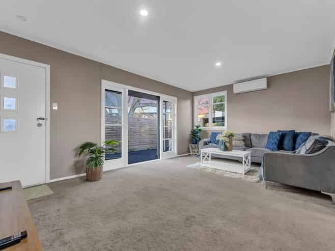 34 Edwards Avenue, Henderson