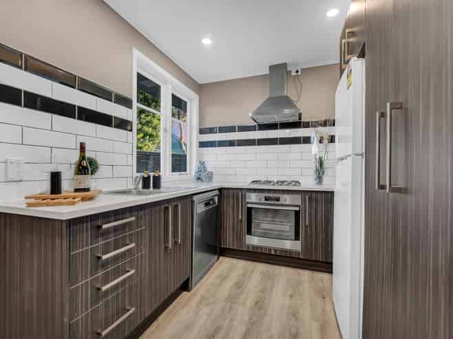 34 Edwards Avenue, Henderson