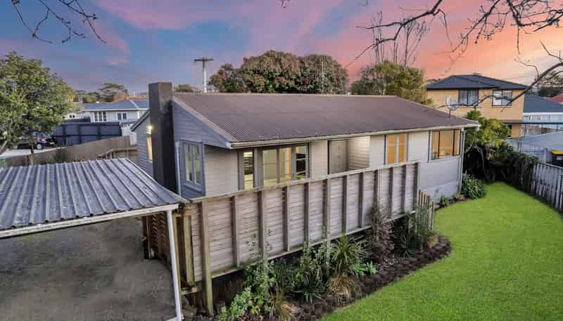 34 Edwards Avenue, Henderson