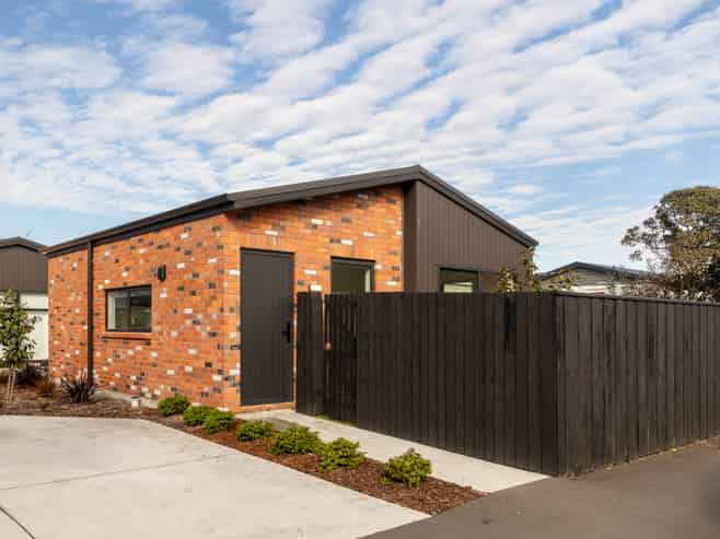 1/152 Woodham Road, Linwood