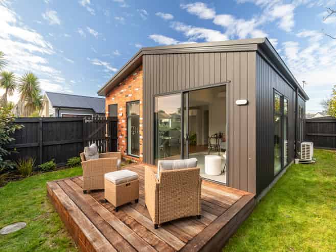 1/152 Woodham Road, Linwood