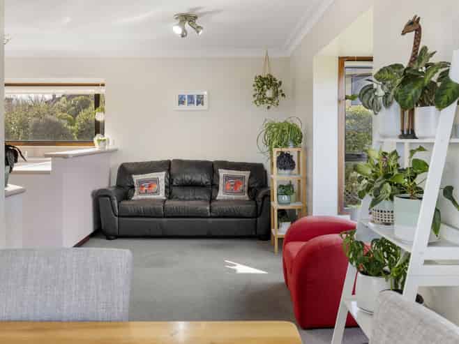 3 Bracken Row, Rangatira Park