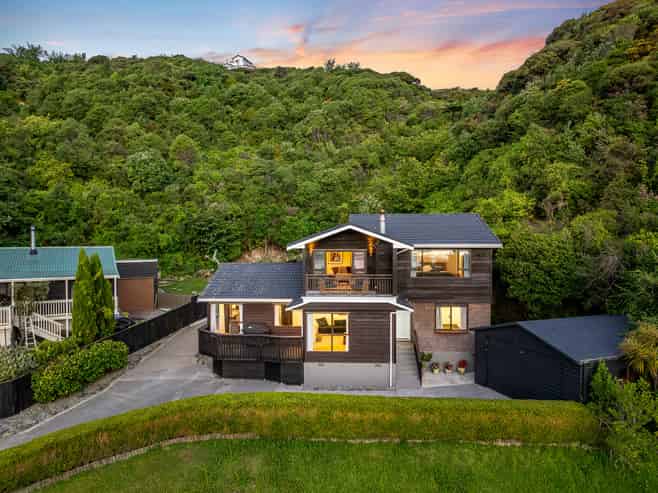 103-105 Eskdale Road, Papakowhai