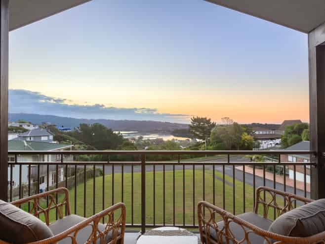 103-105 Eskdale Road, Papakowhai
