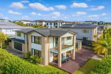1 Tuangi Street, Long Bay