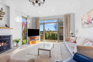 37 Wakefield Drive, Bethlehem