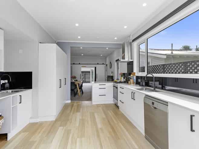 10 Byron Street, Petone