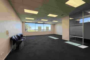 Prime Corner Office – Botany Junction