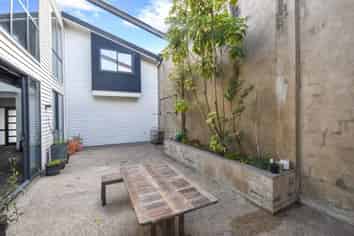 203 Leith Street, North Dunedin