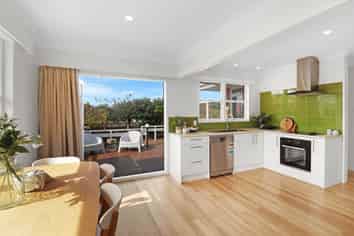 9A Lilac Place, Otumoetai