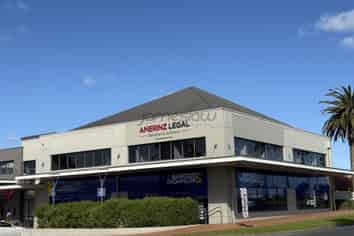 Prime 390m² High-Profile Office  