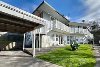 2/6 Hobday Place, Meadowbank
