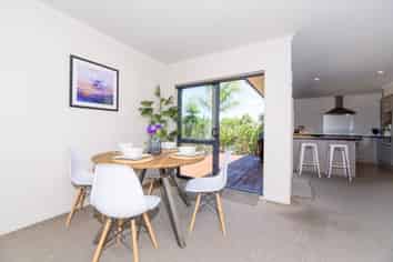 1 Barwick Place, Stanmore Bay