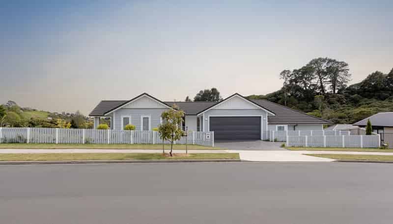 99 Adler Drive, Ohauiti