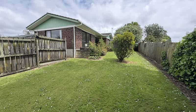 2/42 Frank Evans Place, Henderson