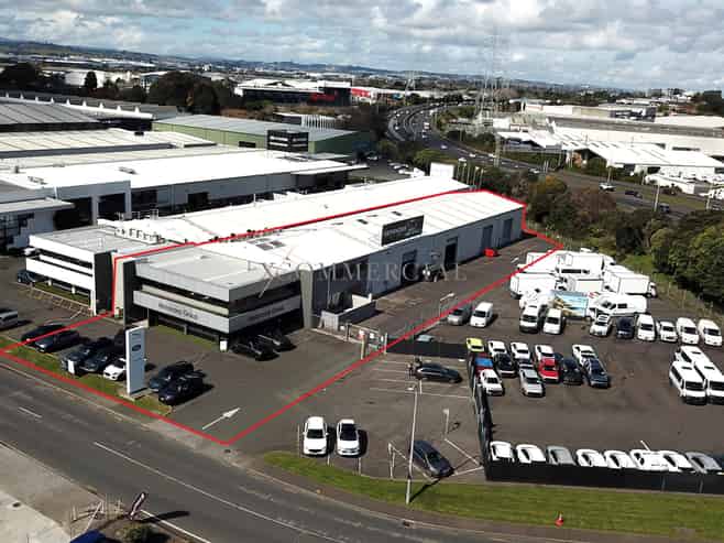 1,941sqm 50/50 Office/Warehouse | Massive Profile