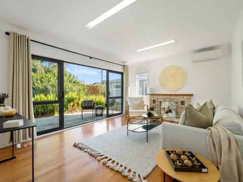 54 Waipani Road, Te Atatu Peninsula