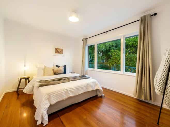 54 Waipani Road, Te Atatu Peninsula