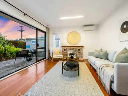 54 Waipani Road, Te Atatu Peninsula