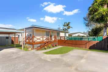 1/616 Te Atatu Road, Te Atatu Peninsula