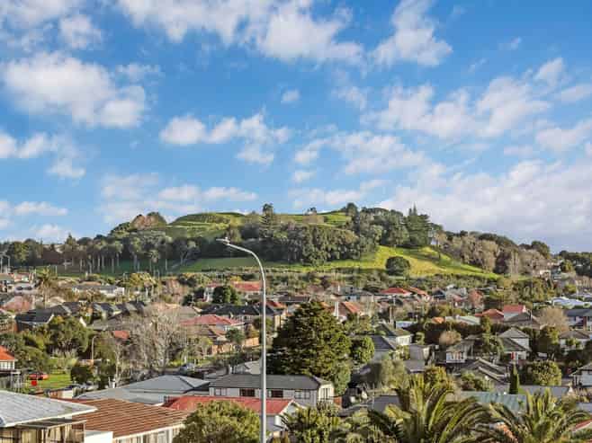 7/12 Jasper Avenue, Mount Roskill