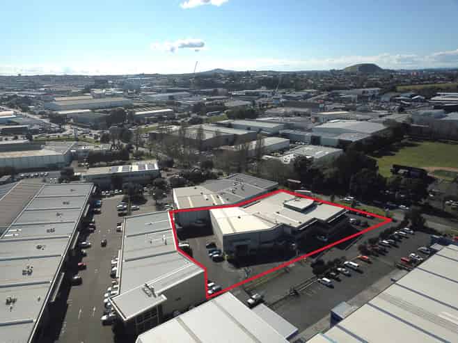 Industrial Penrose Headquarters with 73 parks